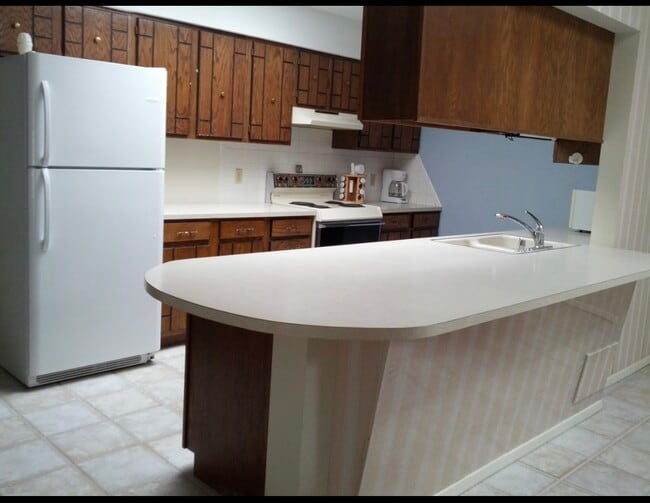 Building Photo - 2518 Mimosa Dr