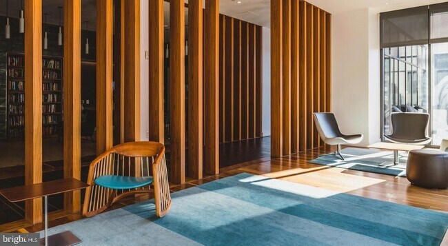 Foto del edificio - 450 N 18th St