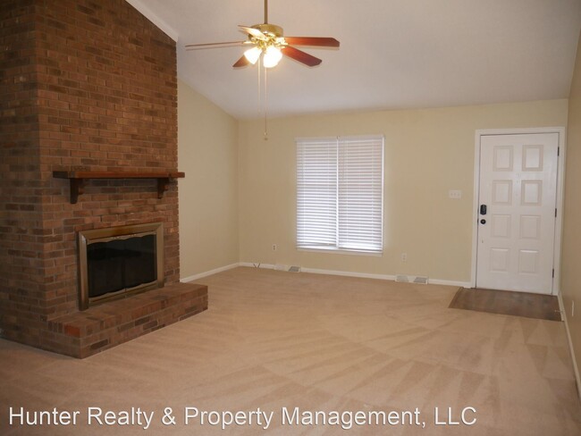 Building Photo - 3 br, 2 bath House - 320 Century Blvd