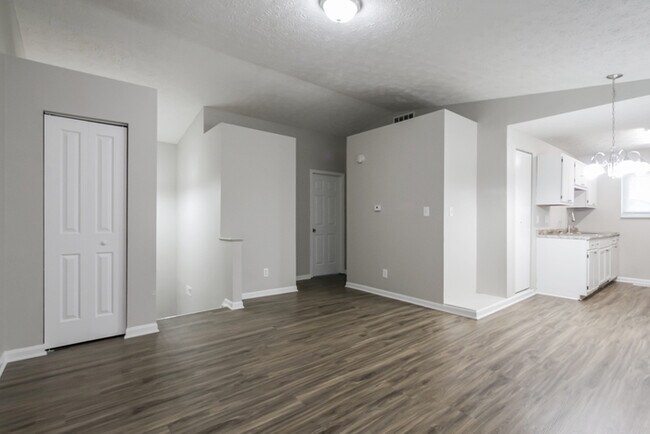 Foto del edificio - Cute & Cozy Three Bedroom