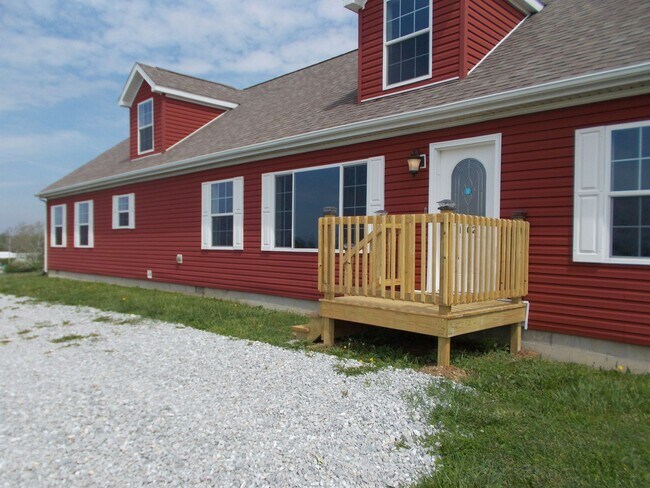 Building Photo - Large, Beautiful Home North of Richmond
