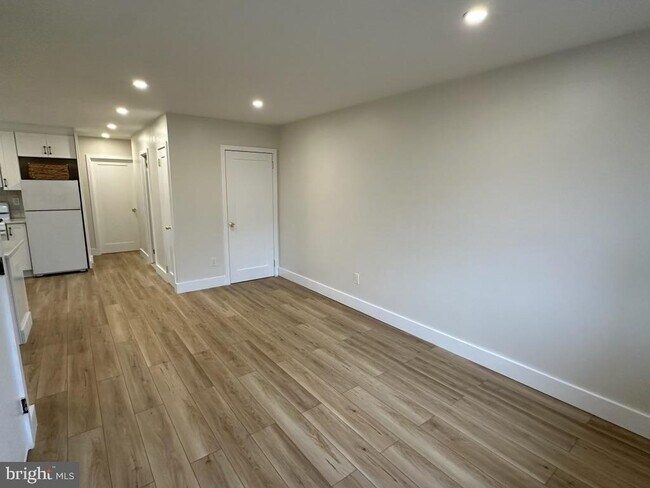 Foto del edificio - 271 Sumac St