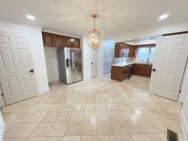 Building Photo - 3207 Apache Ln