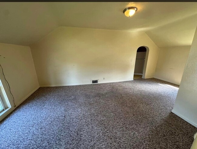 Building Photo - 319 South 20th Street