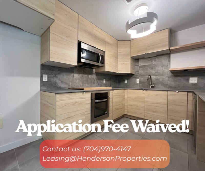 Foto principal - 1041 Churchill Downs Ct