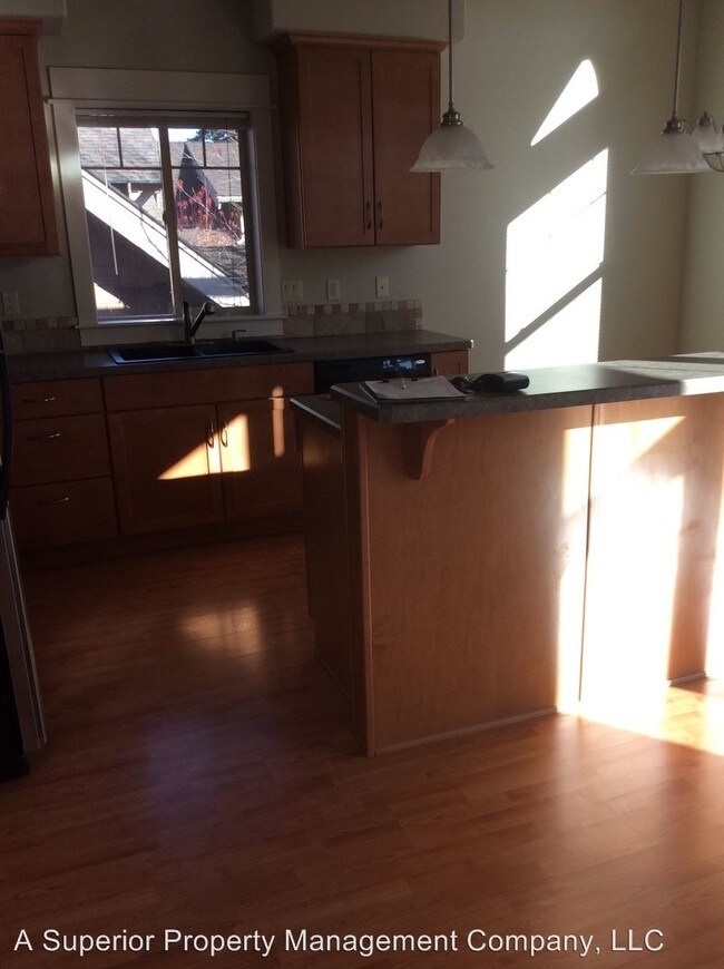 Foto del edificio - 1429 NW Awbrey Rd