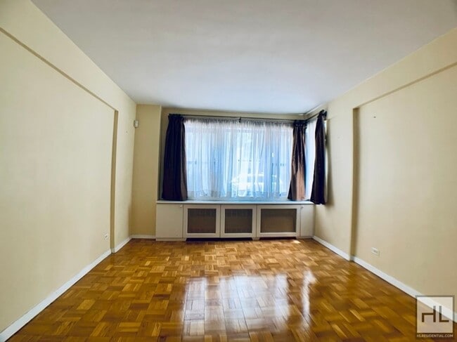 Building Photo - BEEKMAN PLACE