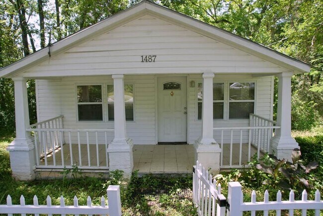 Foto del edificio - 1487 Bainbridge Hwy