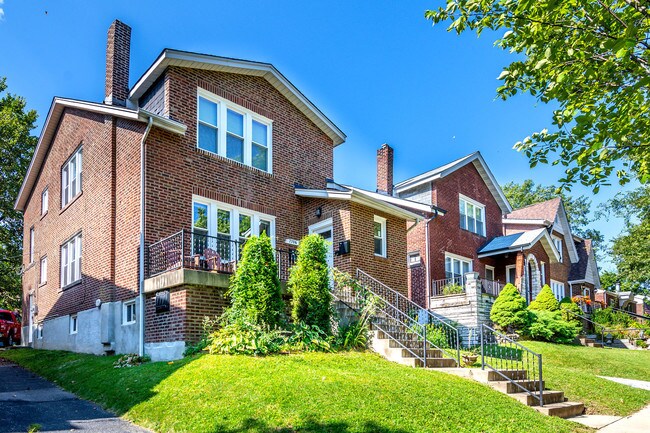 Foto del edificio - 7706 Arthur Ave