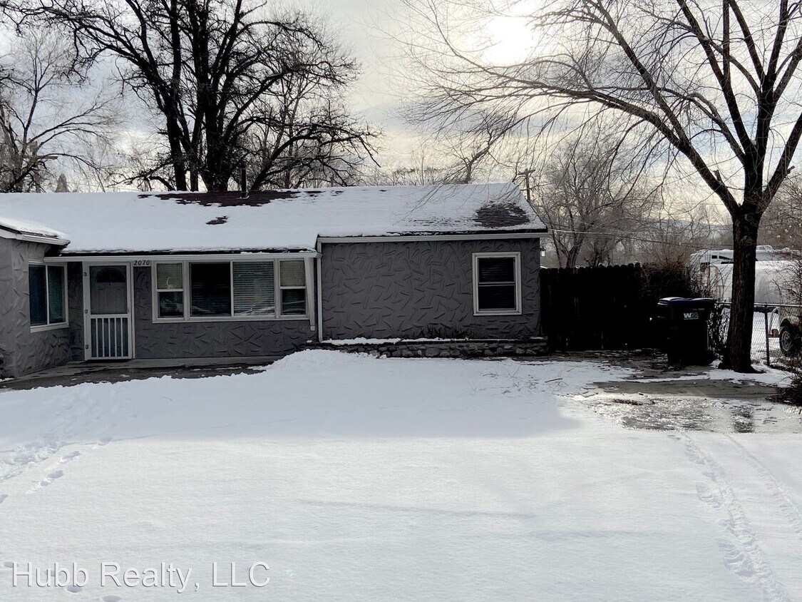 Foto principal - 2 br, 2 bath House - 2070 Whitfield Way #2070