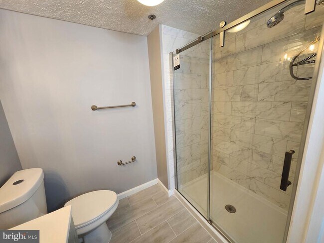 Foto del edificio - 12236 Ladymeade Ct
