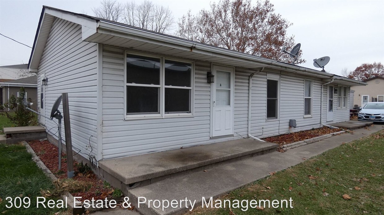 Primary Photo - 406 E Main St