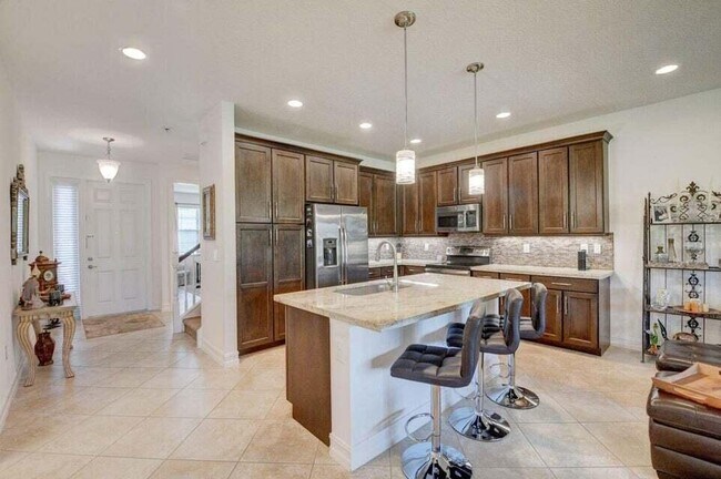 Foto del edificio - 14599 Alabaster Ave