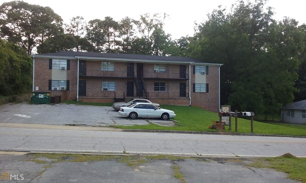 4527 Glade Rd, Forest Park, GA 30297 House for Rent in Forest Park