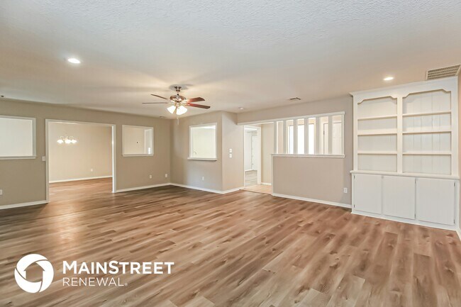 Foto del edificio - 9405 Briarcreek Dr