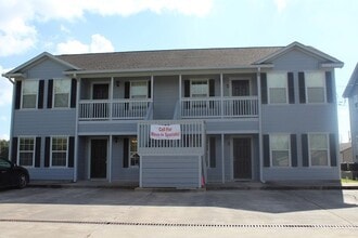 Building Photo - 4426 25th St E