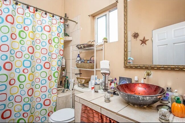 Building Photo - 5361 Sierra St