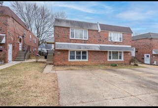 Building Photo - 1726 Borbeck Ave