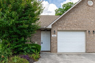 Building Photo - 906 Mercer Dr