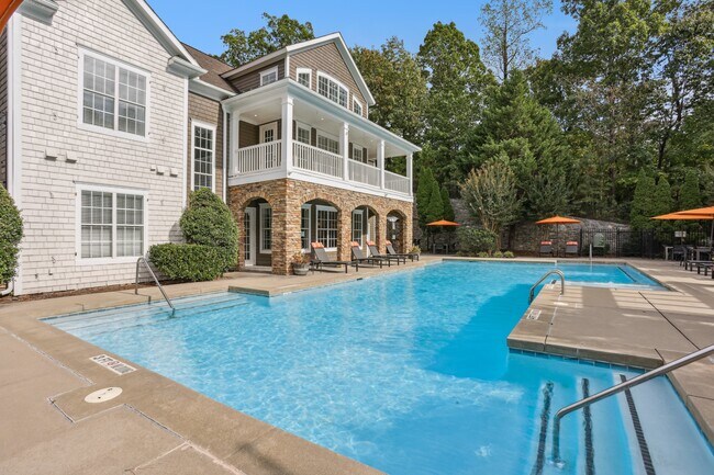 Foto del edificio - Parkway Vista