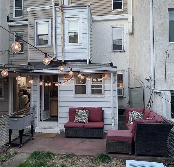 Foto del edificio - 4424 Fleming St