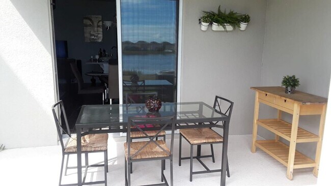 Foto del edificio - 15535 Willow Arbor Cir