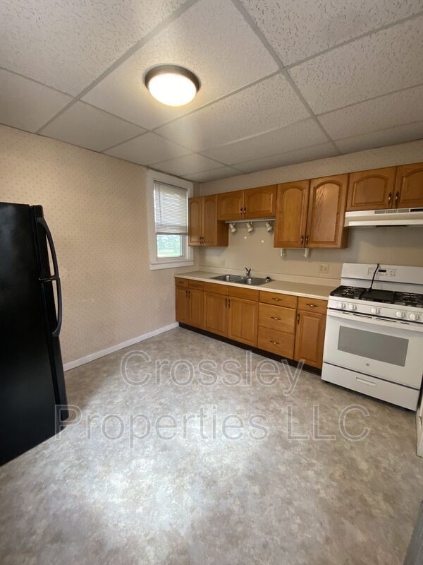 Building Photo - 47 W Wyomissing Ave