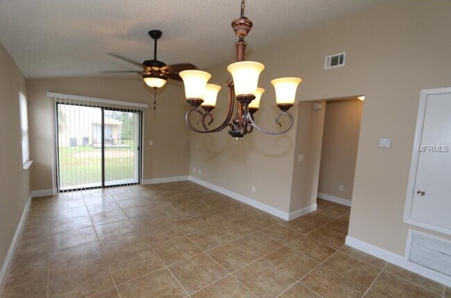 Viviendo - 11631 Anjali Ct