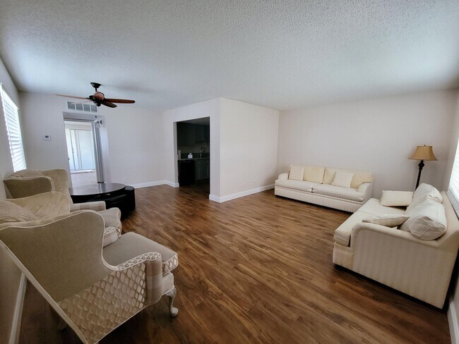 Building Photo - 304 Monaco Blvd