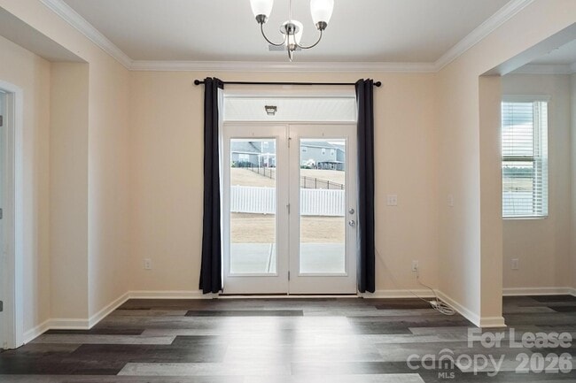 Foto del edificio - 15226 Red Canoe Way