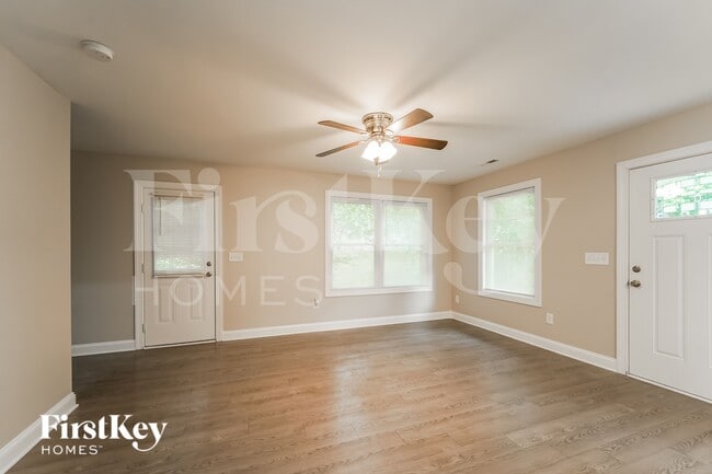 Foto del edificio - 656 Smith St