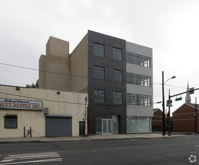 Building Photo - 501 Washington Ave