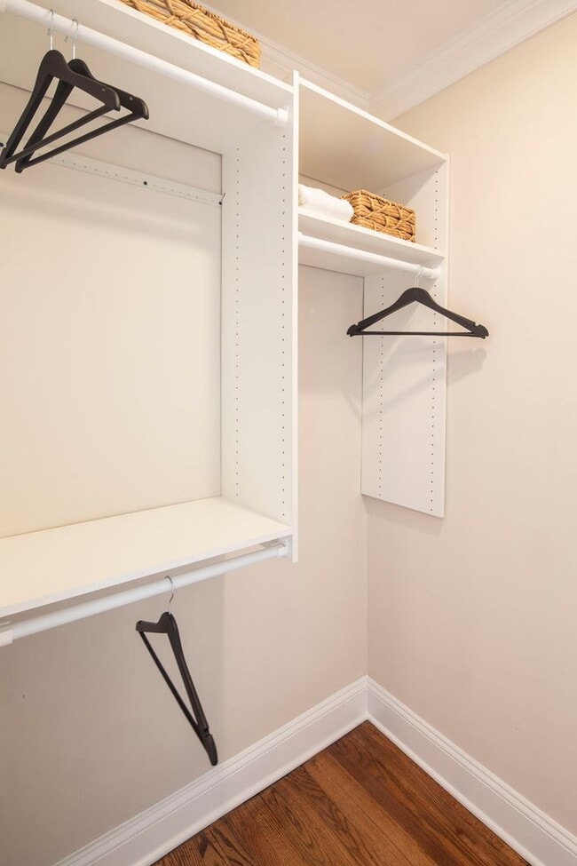 Interior Photo - The Parkview at Polifly