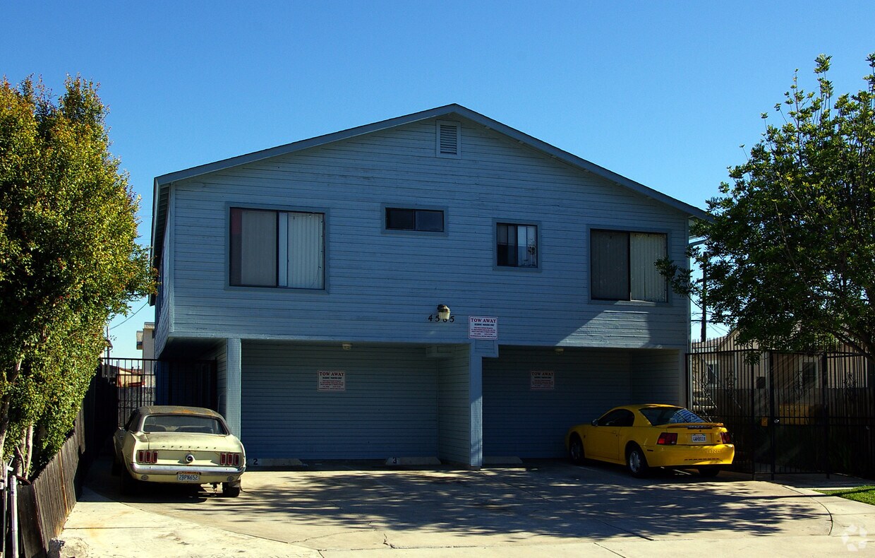 Building Photo - 4583-4585 36th St