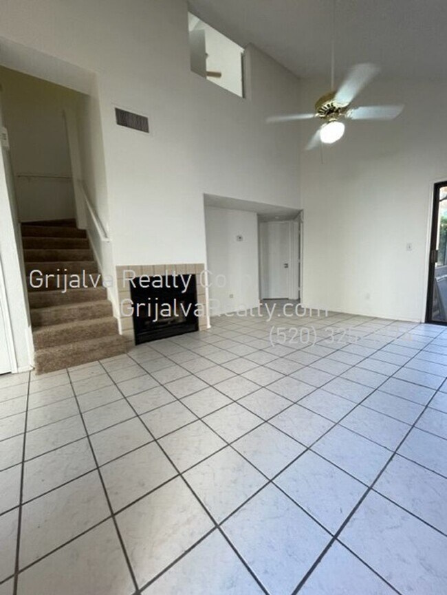 Foto del edificio - 2-story 3 Bed, 2 Bath Townhome (St Mary's/...