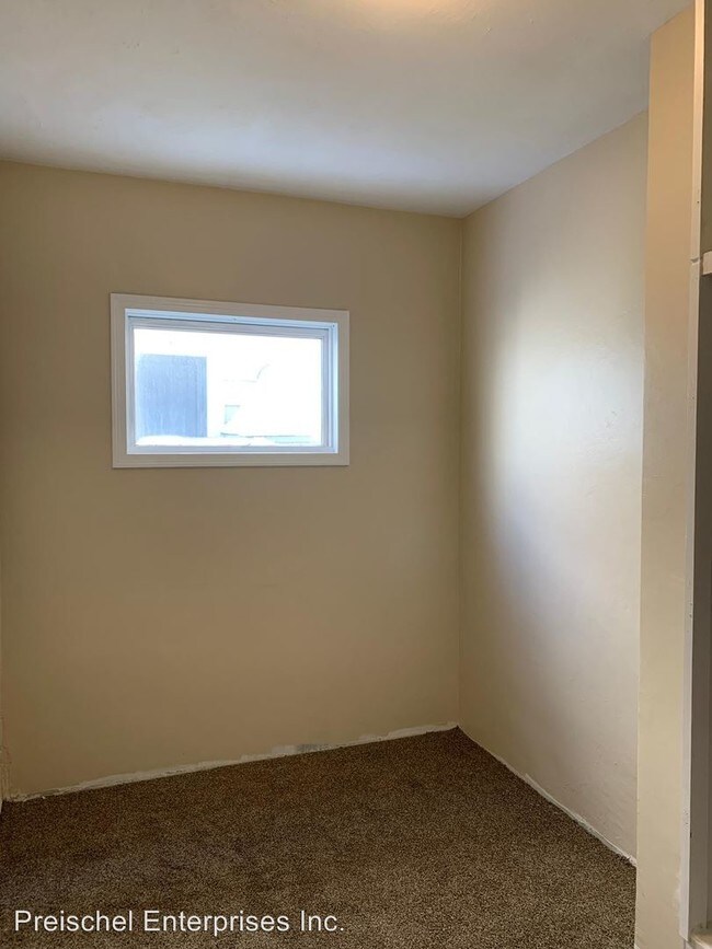 Building Photo - 3 br, 2 bath House - 94 Weaver Street