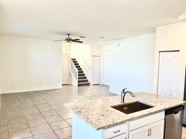 Foto del edificio - 7962 NW Greenbank Cir