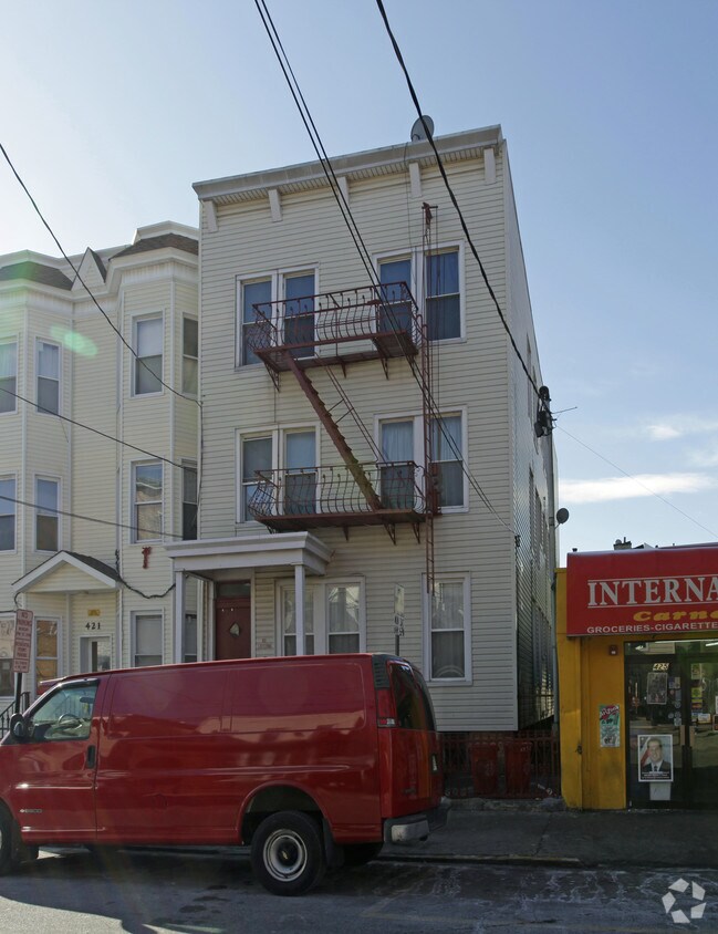 Foto del edificio - 423 8th St