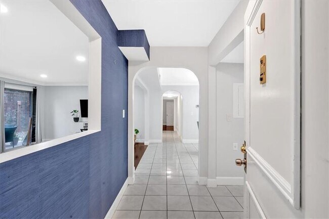 Foto del edificio - 6851 Roswell Rd