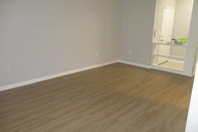 Building Photo - Wellington Farms Apartment Homes