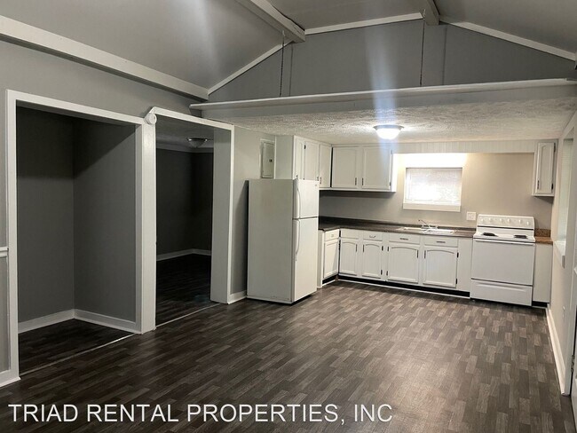 Building Photo - 1 br, 1 bath House - 1153 FOX COUNTRY RD