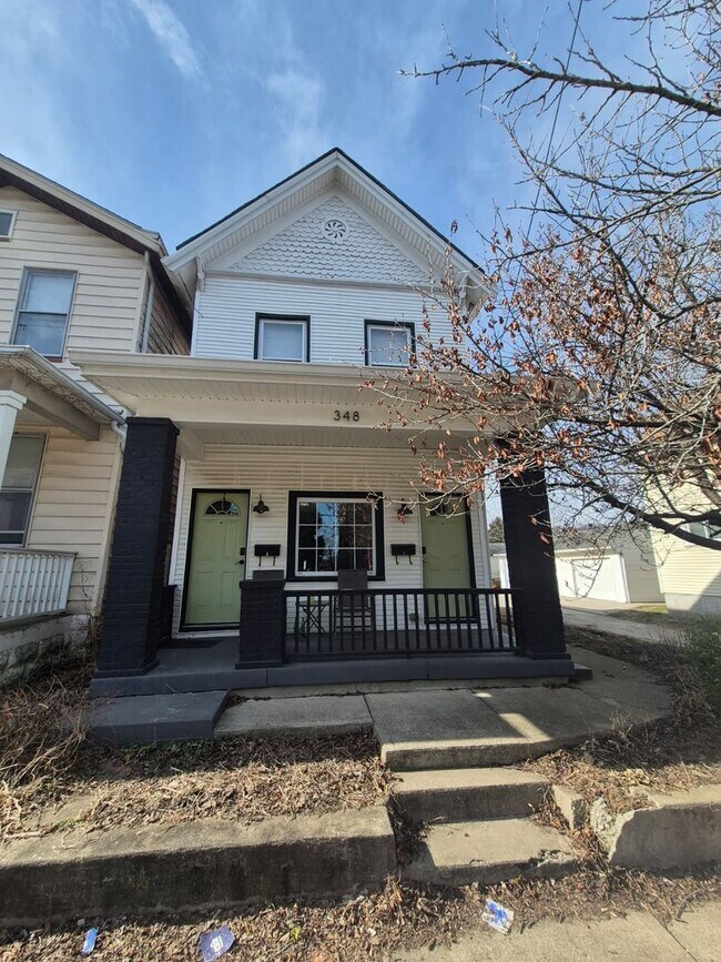 Building Photo - 348 Berry Ave