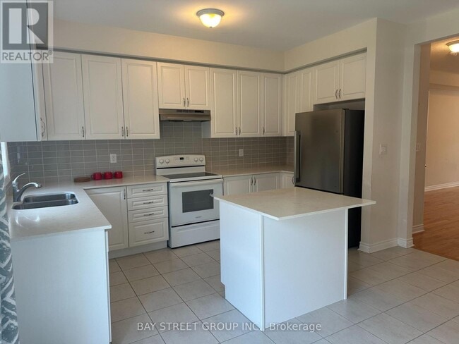Building Photo - 112 Gordon Cir