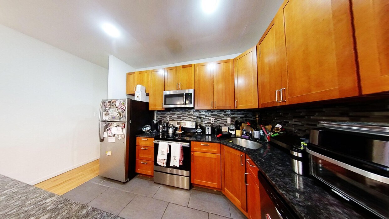 Primary Photo - 1400 S 15th St