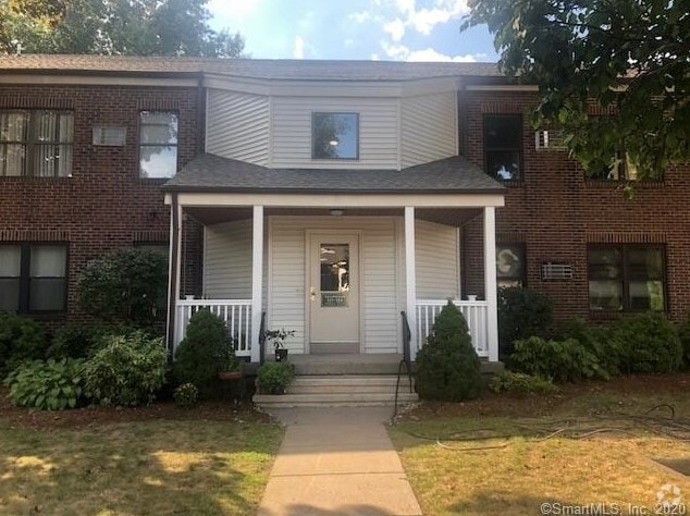 Building Photo - 16 Wellington Dr