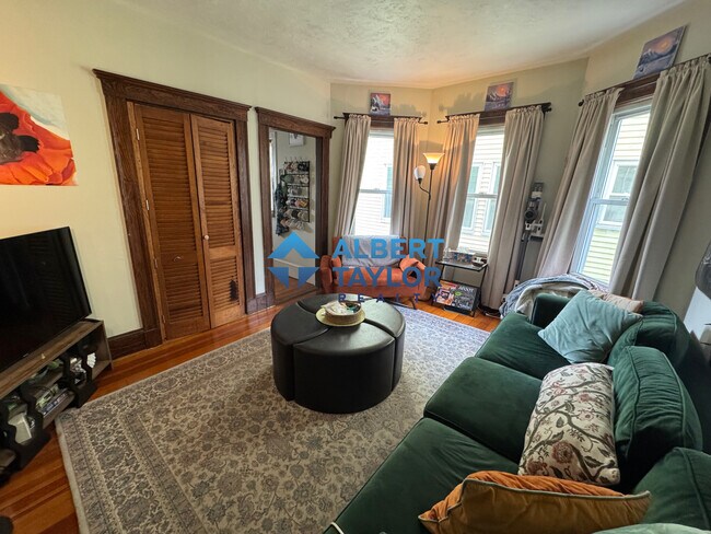 Foto del edificio - 101 Heath St