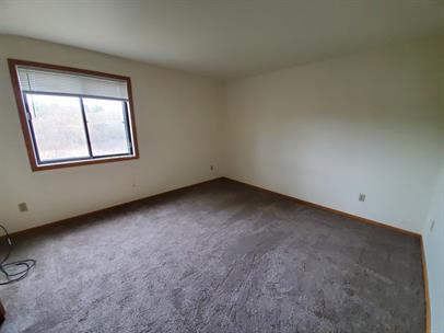 Building Photo - 300 Mc Kinley St