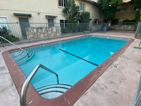 Building Photo - 1620 N San Fernando Blvd