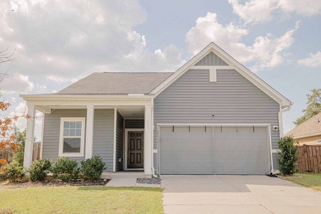 Foto principal - 321 Bountiful Dr