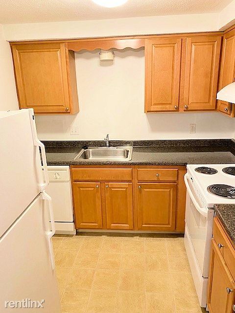 Primary Photo - 1 br, 1 bath Apartment - 89 Elmwood Park